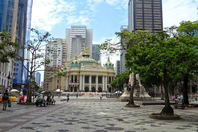 8-Hour Private Guided Tour in Rio de Janeiro - Arcos da Lapa: arches, views, and a neighborhood you can wander