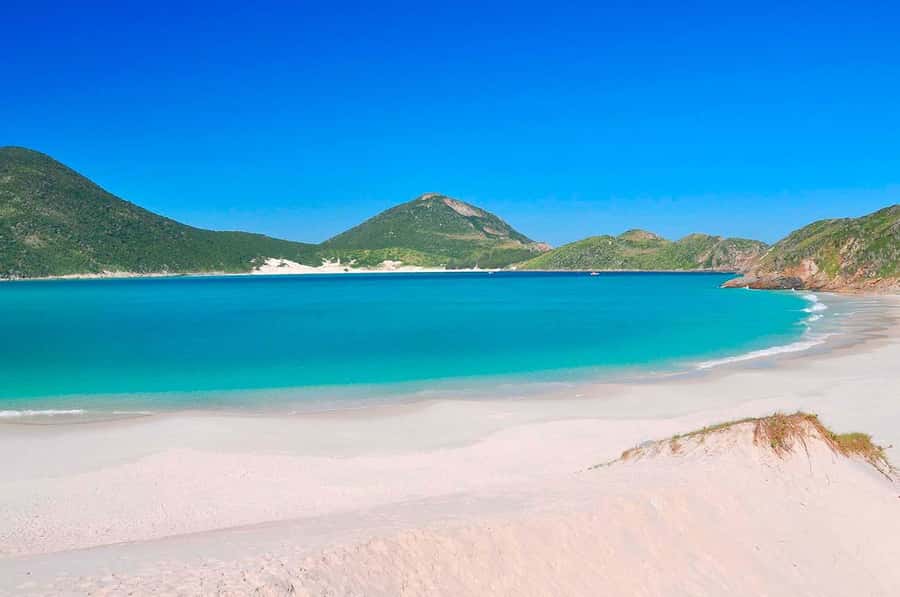 Arraial do Cabo Adventure: Guided Tour, Beaches, and Lunch. - Praia do Forno and Praia dos Anjos: two ways to end the coast