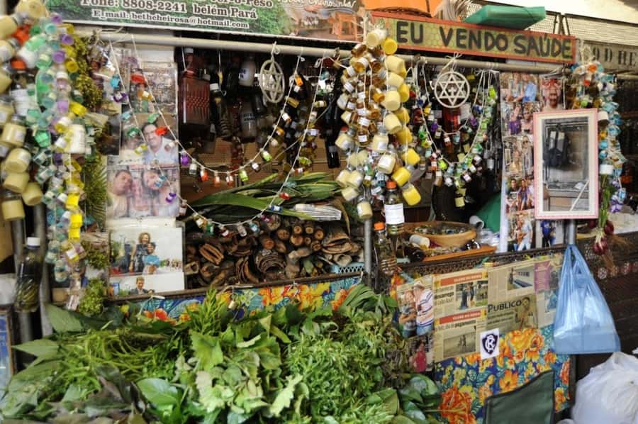 Belém: Half-Day City Tour with Ver-o-Peso Market Visit - Feliz Lusitânia and the architecture that shapes the city