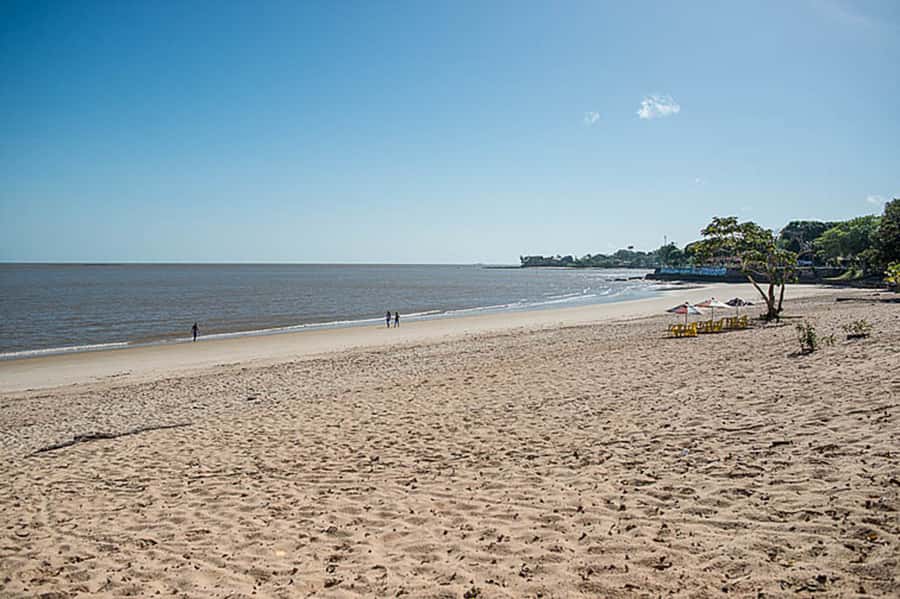 Belém: Ilha do Mosqueiro River Beach Trip - The river that looks like the sea: why the swimming feels different here