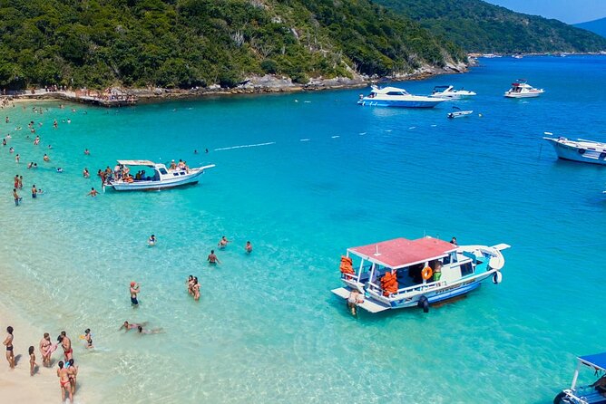 Boat Tour in Arraial do Cabo from Buzios with Lunch - First: Búzios to Arraial do Cabo, what you are really buying