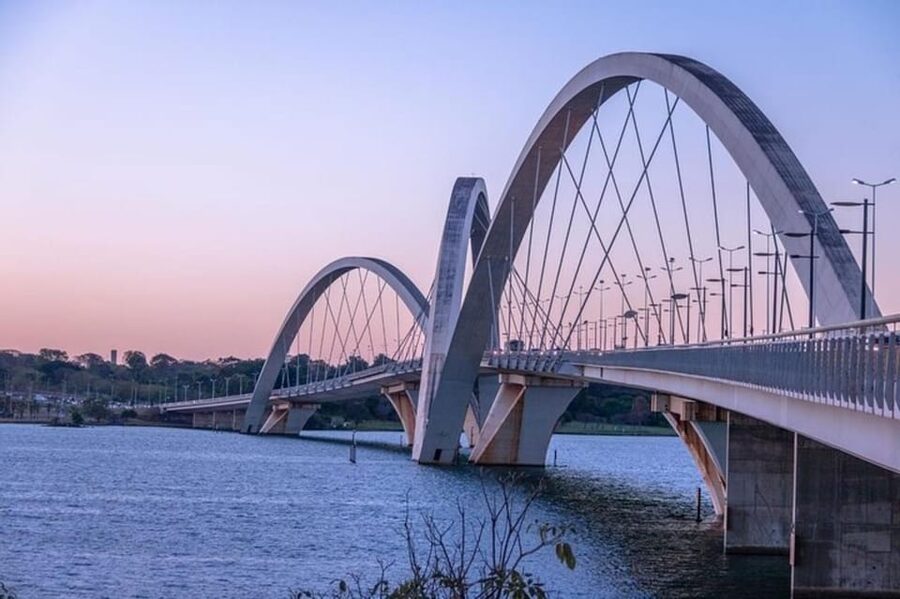 Brasilia : Private Custom Tour with a Local Guide - What You Learn Beyond Architecture, Everyday Life Tips