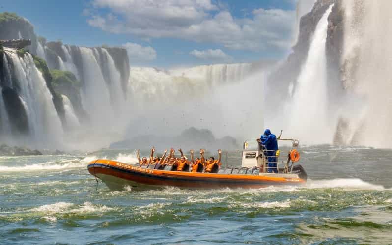 Brazilian Falls & Macuco Safari: transfer with ticket - Macuco Safari: the rainforest in stages (and yes, you get wet)