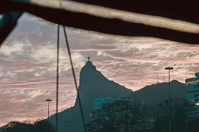 Brunch & Sunset Cruise with Capirinha in Rio - Marina da Glória Start Point, Small-Group Feel, Big-View Setup