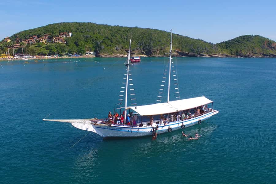 Búzios 2.5-Hour Schooner Boat Experience - Why a 2.5-hour schooner tour is a smart way to see Búzios