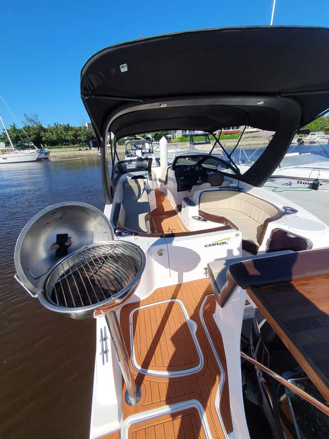 Búzios: Speedboat tour of 2 islands and 11 beaches - Price and value: what $522 per group buys you