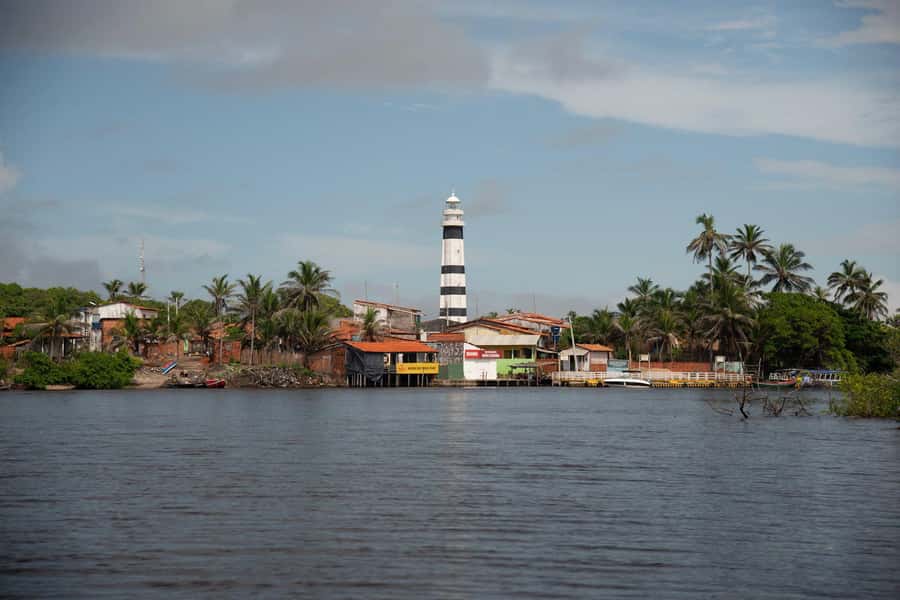 Caburé - Boat tour on the Rio Preguiças - Vassouras stop and the small Lençóis look