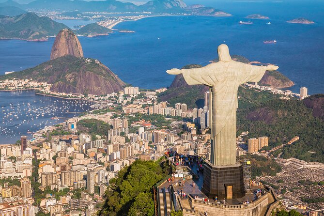 City Tour Full VIP - Corcovado Train + Churrascaria Rodízio - Escadaria Selarón and the Metropolitan Cathedral: Quick, Guided Stops That Add Meaning