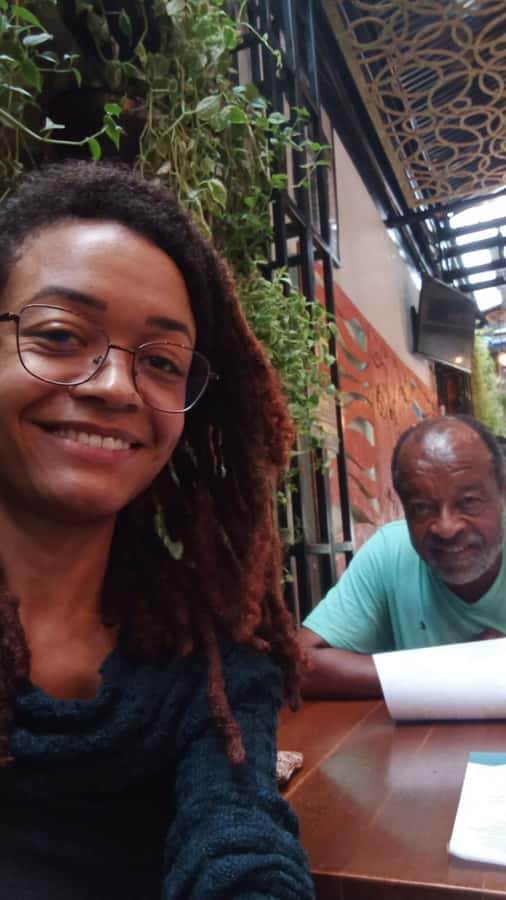 Companionship of a bilingual guide in São Paulo - Where You Start: Subway Meet-Up at the Ticketing Gate