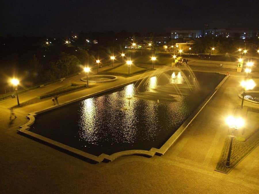 Curitiba: 4-Hour City-By-Night Tour with Dinner - Santa Felicidade for dinner: the payoff you will remember