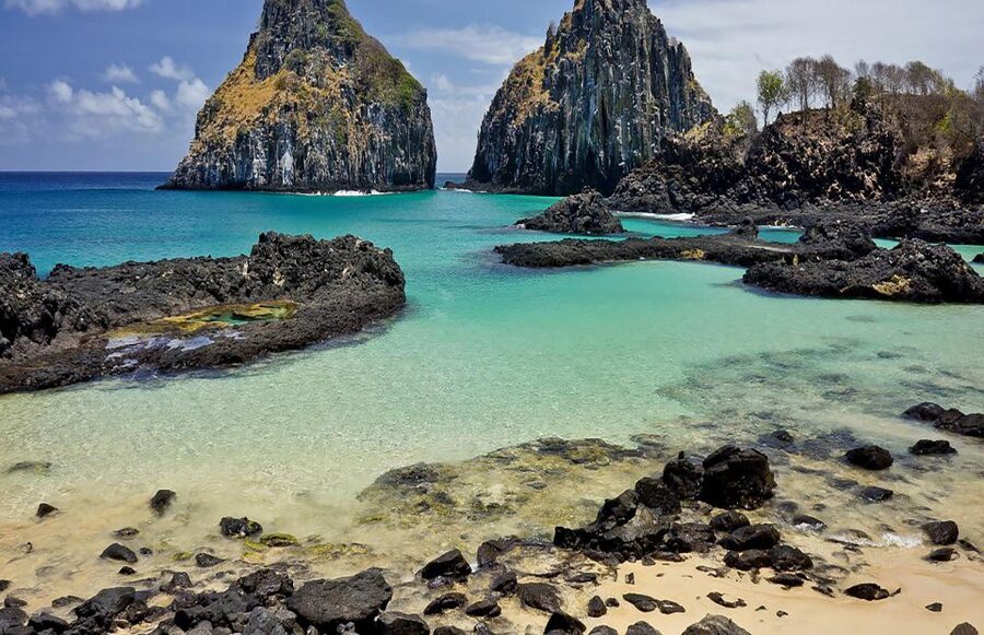 Discover Noronha: 7-Hour Ilhatour Adventure - Praia do Sancho: the iconic stop, ladder climb reality, and what to watch for