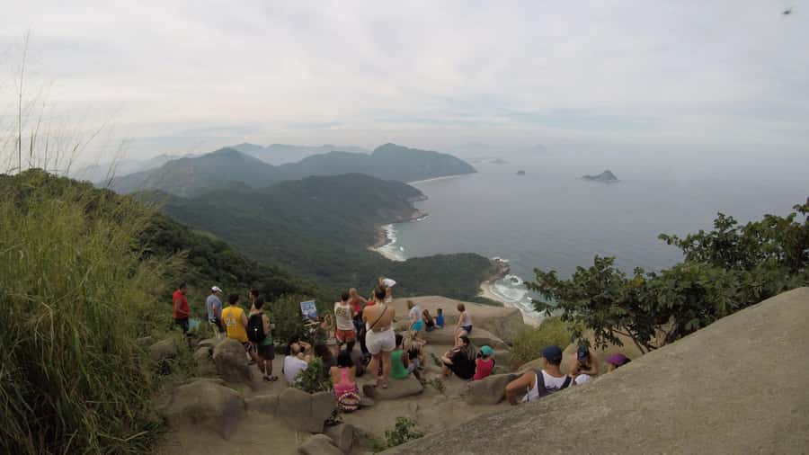 Discover Pedra do Telégrafo: Scenic Hike with Expert Guide - Guide support in English, Portuguese, and Spanish, and how pacing works