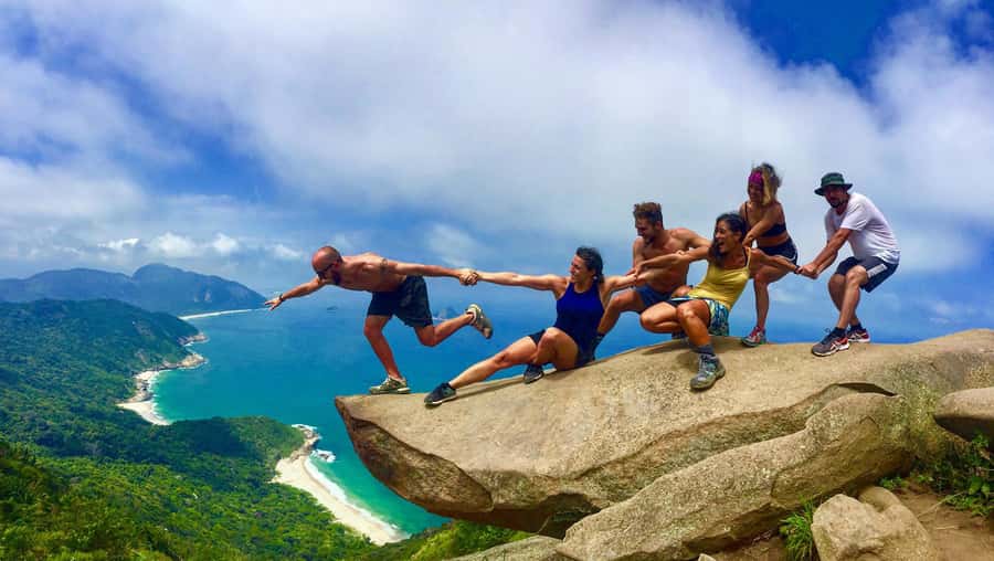 Discover Pedra do Telégrafo: Scenic Hike with Expert Guide - Price and value: $68 for an 8-hour guided hike with transport