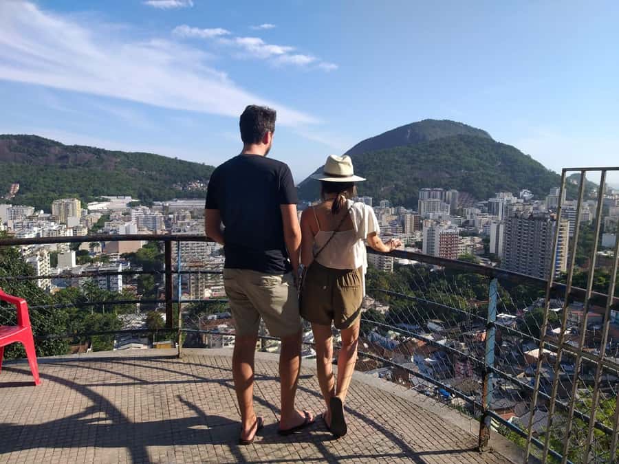 Favela Santa Marta: Walking Tour with local guide - Funicular to the top, then a focused neighborhood walk