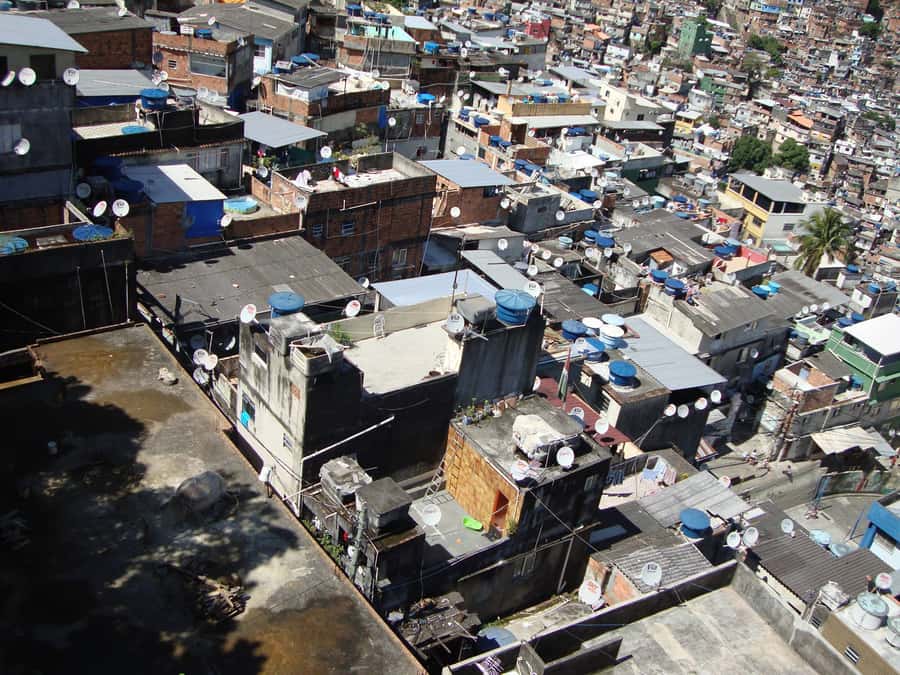 Favela Tour The Original, Rocinha & Vila Canoas since 1992 - Rocinha walk: largest in Brazil, full of architecture and commerce