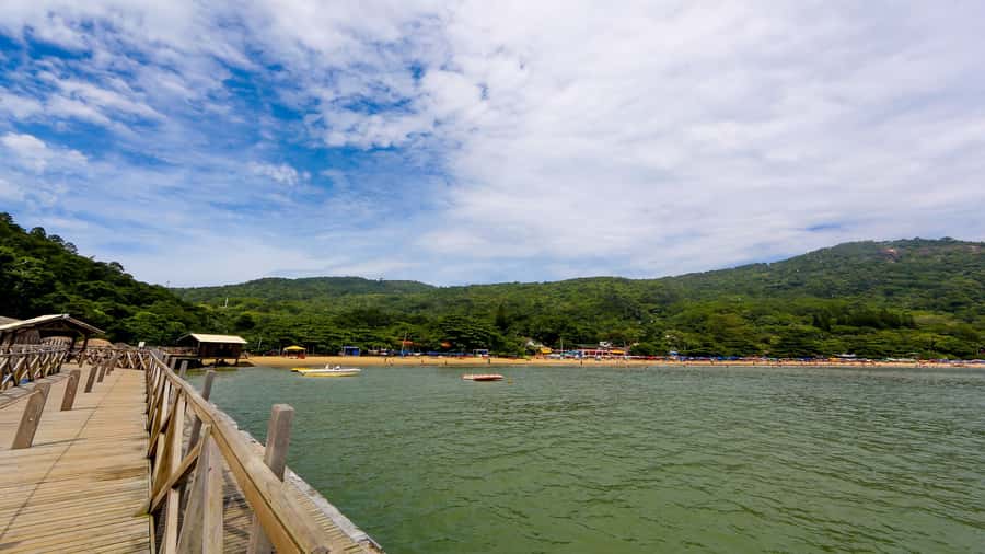 Florianópolis: Balneario Camboriu and Unipraias Park Tour - Island of Cabras and Marciano Cavalheiro: A Small Stop With Meaning