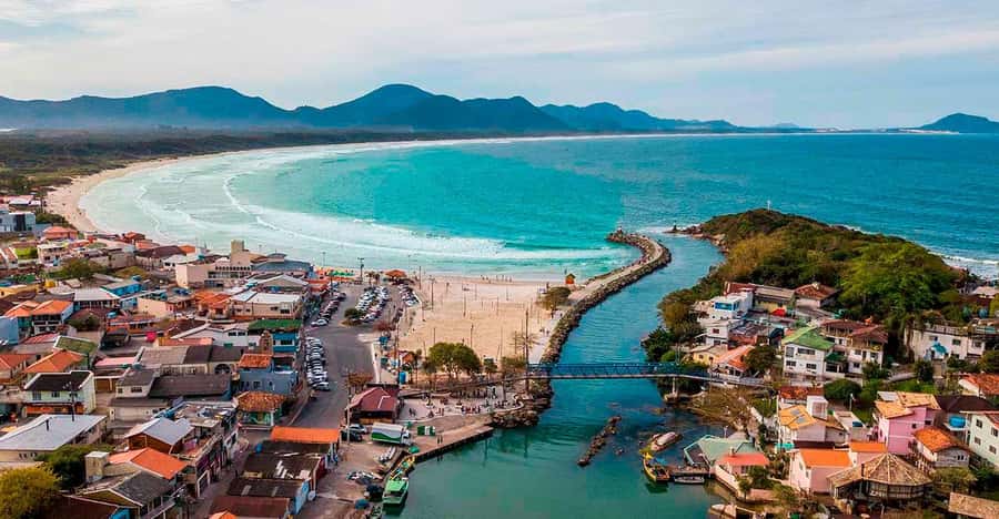 Florianópolis: Historical Center, Beach & Nature Tour - Price and value: what $23 really covers