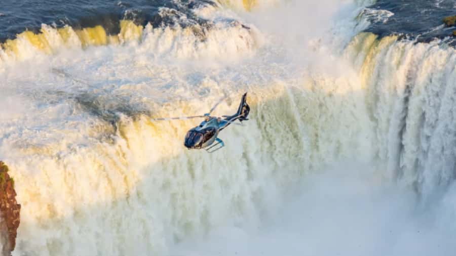 Foz do Iguaçu: Helicopter Flight over the Iguassu Falls - What happens before you fly: Helisul check-in and boarding vibe