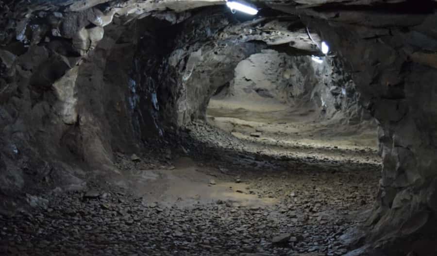 Foz do Iguaçu: Wanda Mines and San Ignacio Ruins Day Trip - Getting from Foz do Iguaçu to Argentina, and why it matters