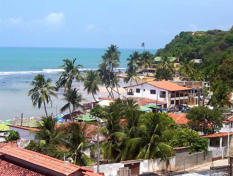 From Natal: Pipa, Cacimbinhas, And Love Beach Full-Day Tour - Pipa Beach first: why this “top 10” stop matters