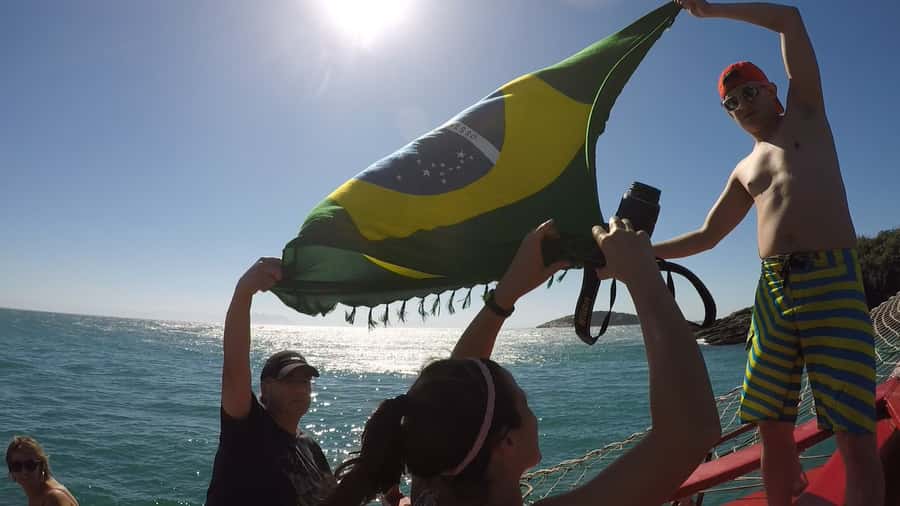 From Rio de Janeiro: Búzios Full-Day Boat Tour - What to bring for comfort on a long sea-and-road day