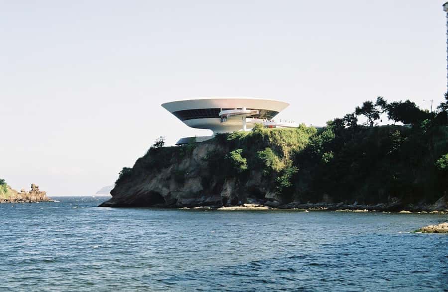 From Rio de Janeiro: Niterói Day Trip - Crossing Guanabara Bay, why the start matters
