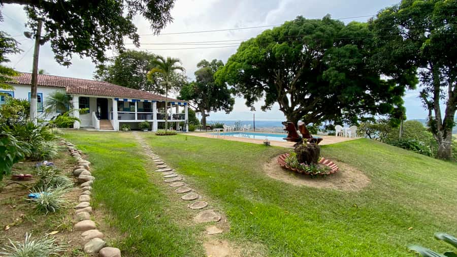 From Salvador: Cachoeira Colonial Town Daytrip - Price and logistics, is $220 per person worth it?