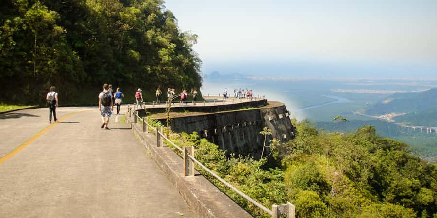 From São Paulo: Private Tour of Atlantic Forest & Valleys - Atlantic Forest on foot, where the guide makes the day click