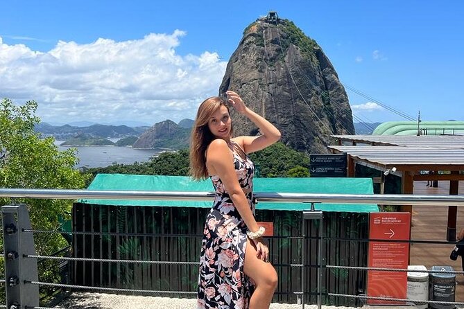 Full Tour in Rio: Christ, Sugarloaf Mountain, City Tour and Lunch - Lunch and the vehicle ride: how the day stays comfortable
