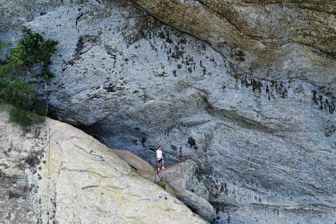 Garganta do Céu and Waterfall hike in Pedra da Gávea - From Tijuca Forest to Rio’s best viewpoints: what the hike feels like