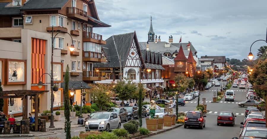 Gramado and Canela: Private Daytour from Porto Alegre - Skyglass or Air Tables: the viewpoint stop that defines the day