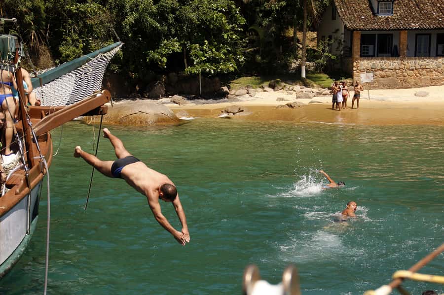Half-Day Schooner Cruise and Snorkeling in Paraty Bay - A 5-Hour Schooner Day in Paraty Bay: What the Time Feels Like