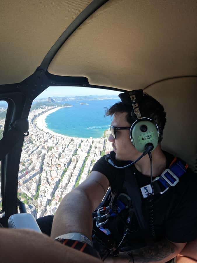 Helicopter flight no doors in Rio de Janeiro - Christ the Redeemer and the Shoe Selfie Photo Moment
