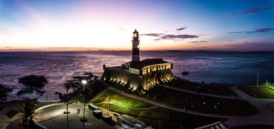 Historic City Tour in Salvador - Pelô and Largo do Pelourinho: the UNESCO square where stories live
