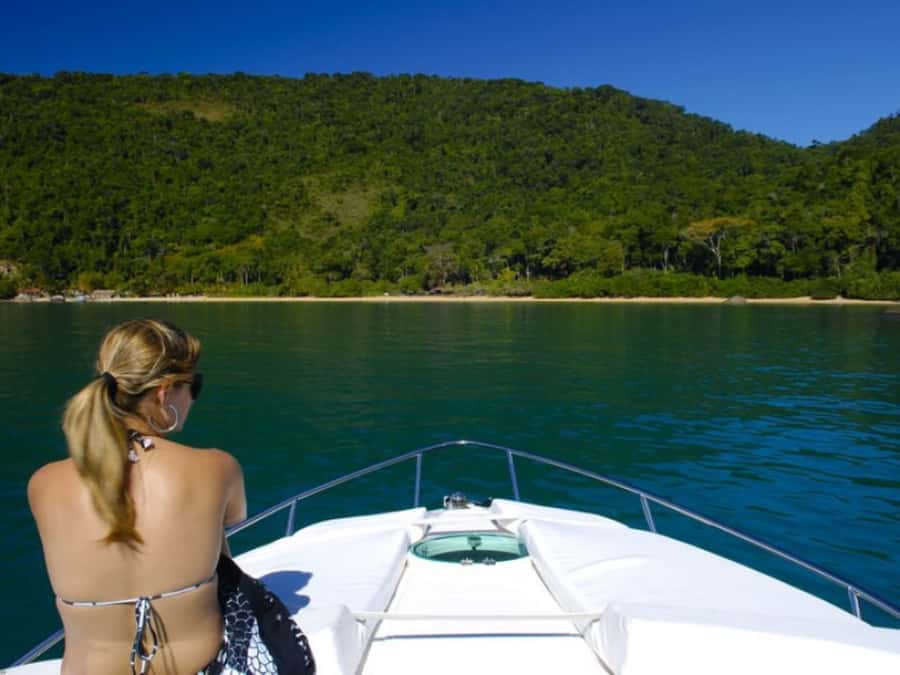 Idyllic Islands Private Speedboat Tour in Paraty - Crystal-Clear Swim Time with Snorkel Gear, Masks, and Floats