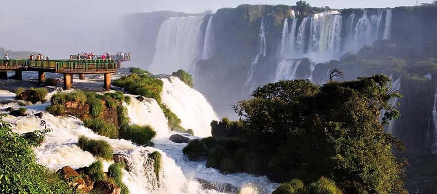 Iguazu Falls: 2-Day Argentinian and Brazilian Iguazu Falls - Guides and Language: What You Can Expect in English and Spanish