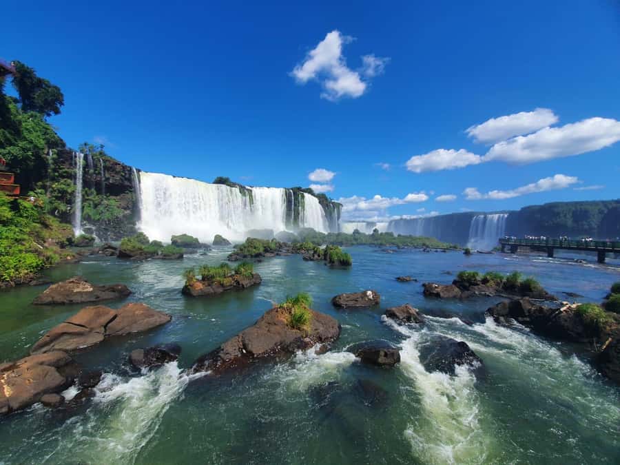 Iguazu Falls: Brazil & Argentina in One Day (Private) - Argentina first: the jungle train and the circuits