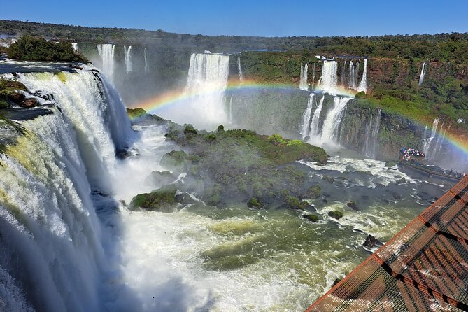 Iguazú Falls Private Day-tour on Both Brazillian & Argentinean - Why see both sides of Iguazú Falls in one day