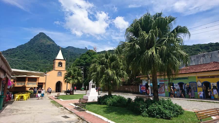 Ilha Grande: Private Historic Walking Tour with Natural Pool - Ilha Grande in 150 minutes: why this walk feels special