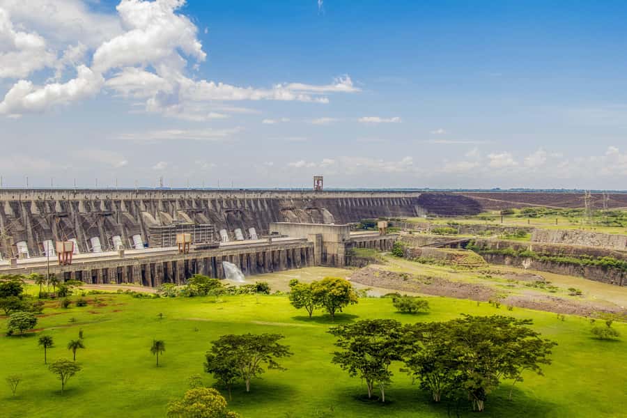 Itaipu Dam Tour with Admission Ticket from Foz do Iguaçu - Quick takeaways