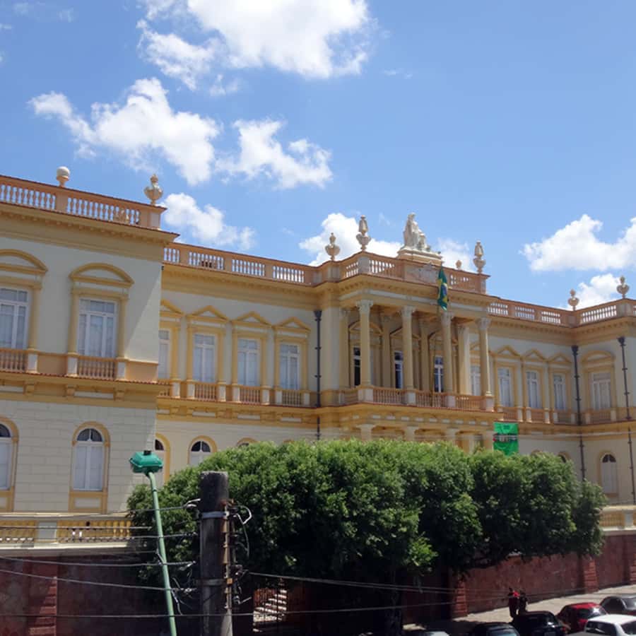 Manaus: City Tour - Teatro start: Portuguese life during colonization, put into everyday terms