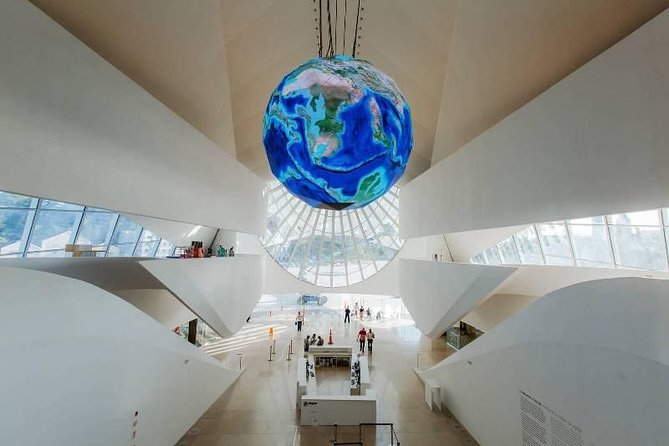 Museum of Tomorrow Guided Tour, Admission & Transfer - Porto Maravilha: why this neighborhood matters today