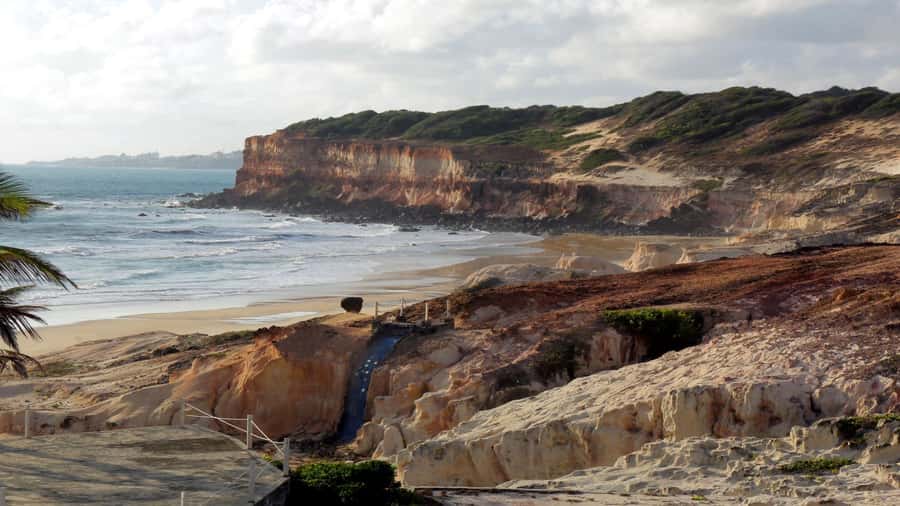 Natal: South Coast Day Tour by 4X4 with Pickup - A 9-hour 4X4 coast tour that mixes icons with real downtime