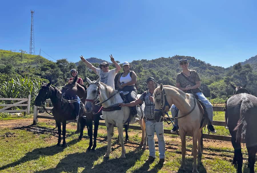 Paraty: 3-Hour Rainforest Horseback Ride - From Av. Roberto Silveira to Pedras Azuis, the transfer matters