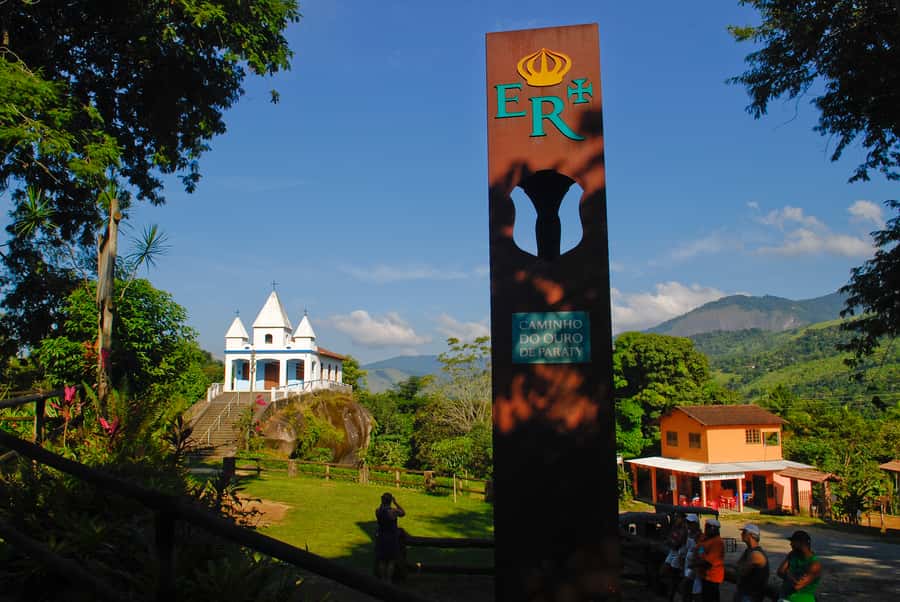 Paraty: Jungle Waterfalls and Cachaça Distillery Jeep Tour - Guides and safety: the part you thank them for later