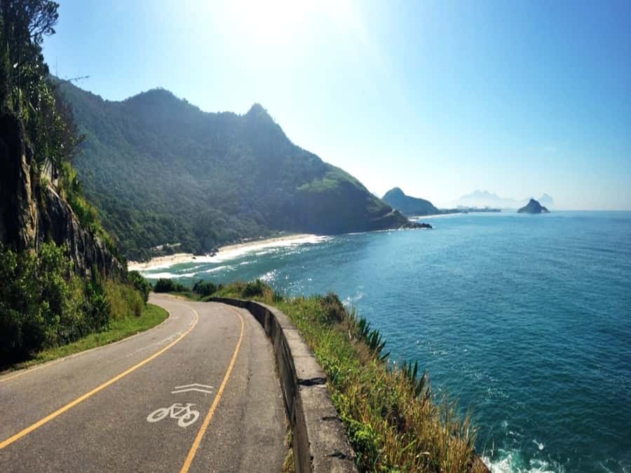 Pedra do Telégrafo Hike and Beach Full-Day Tour - Grumari or Prainha Beach Walk: Why the cooldown matters
