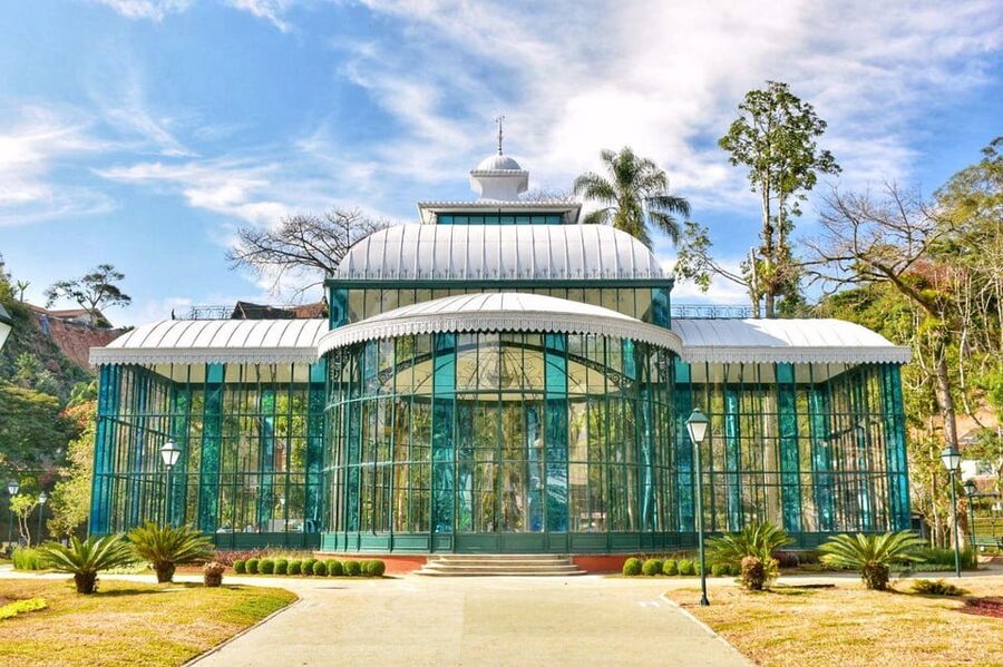 Petrópolis Tour departing from Rio de Janeiro - Timing, microphones, and language: why the guide experience can vary