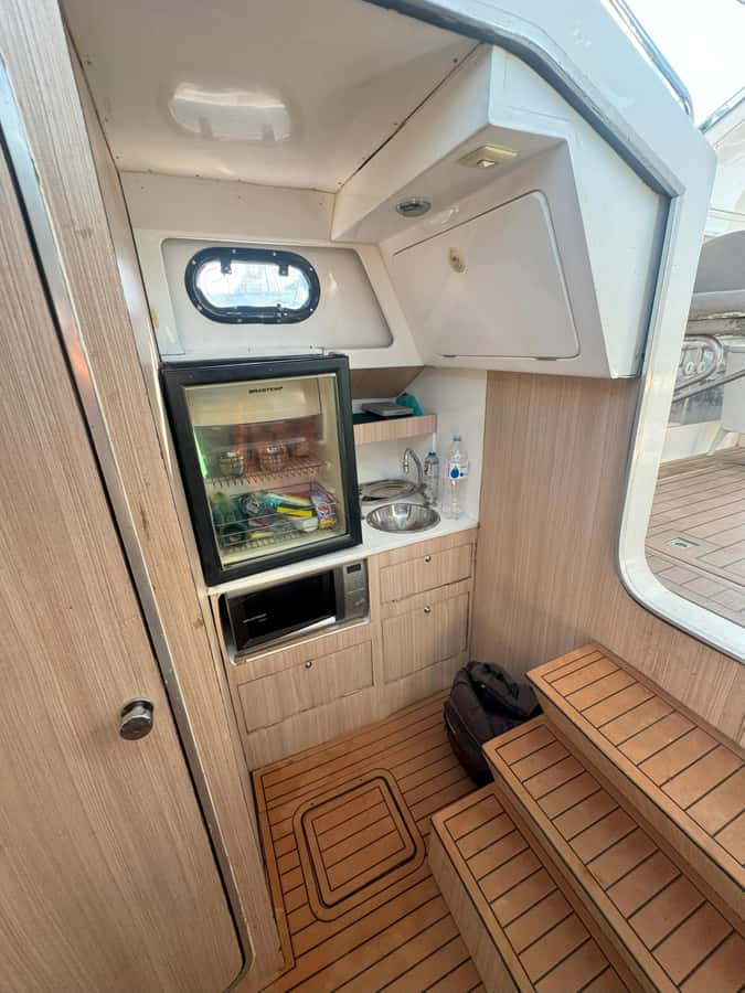 Private speedboat tour in Rio de Janeiro - Onboard BBQ: what to bring, and why the grill matters