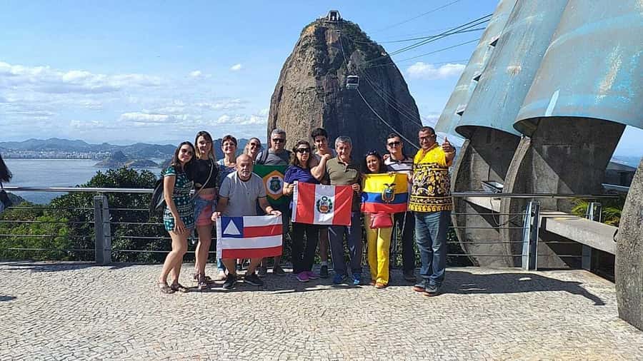 Rio: 5-hour Christ the Redeemer and Sugarloaf Express Tour - Timing Traps: Pickup Loops, Traffic, and Possible Queue Time