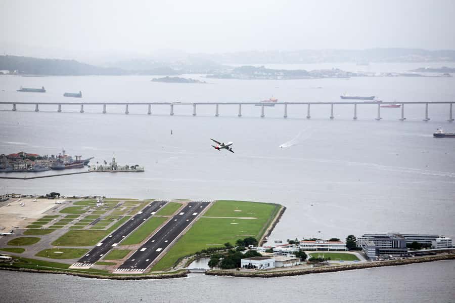Rio Airport Layover: Christ the Redeemer & Sugarloaf Tour - Who this private Rio tour fits best